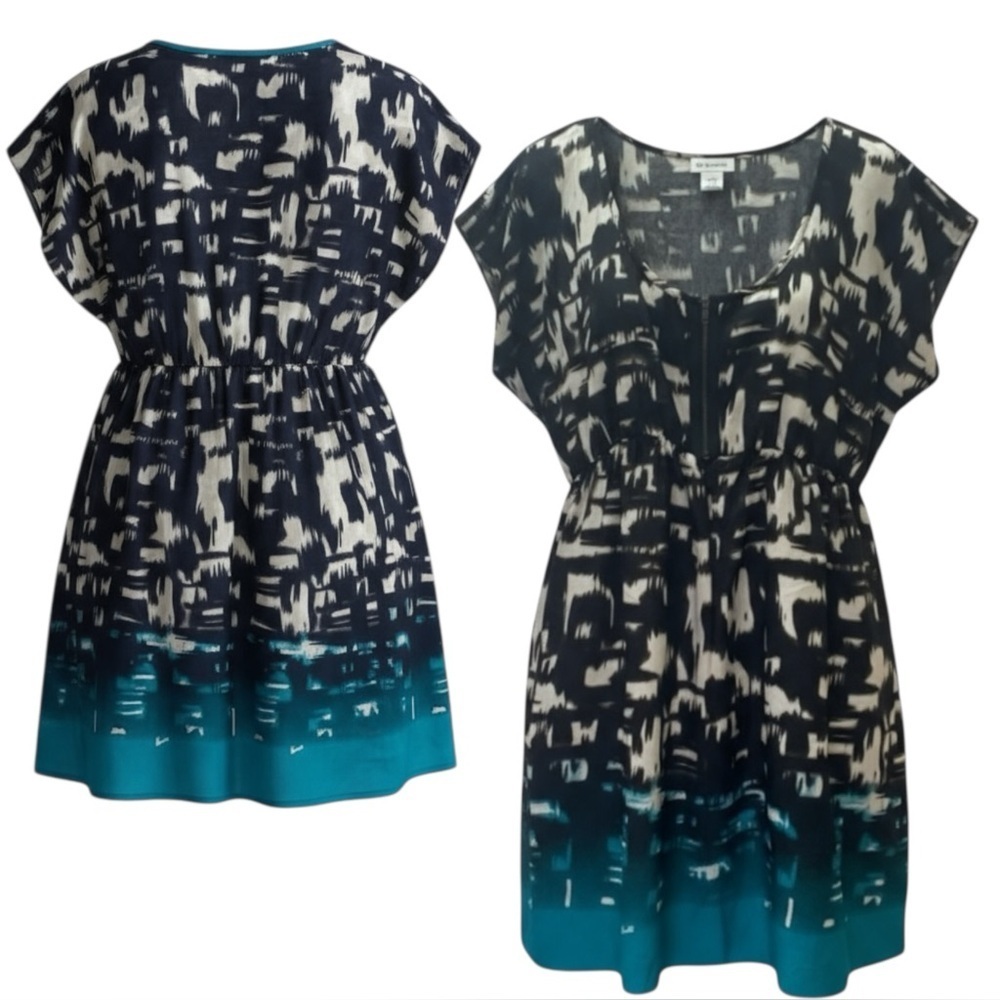 Abstract Artsy Maternity Momcore Top M Short Sleeve Cool 1/4 Front Zipper